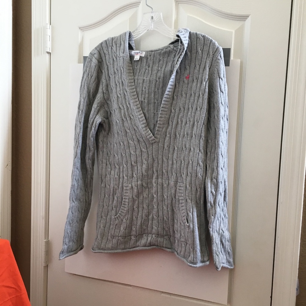 FINAL MARKDOWN Ladies’ Old Navy Hooded Sweater (L)